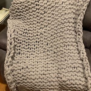 Chunky knit blanket, handmade